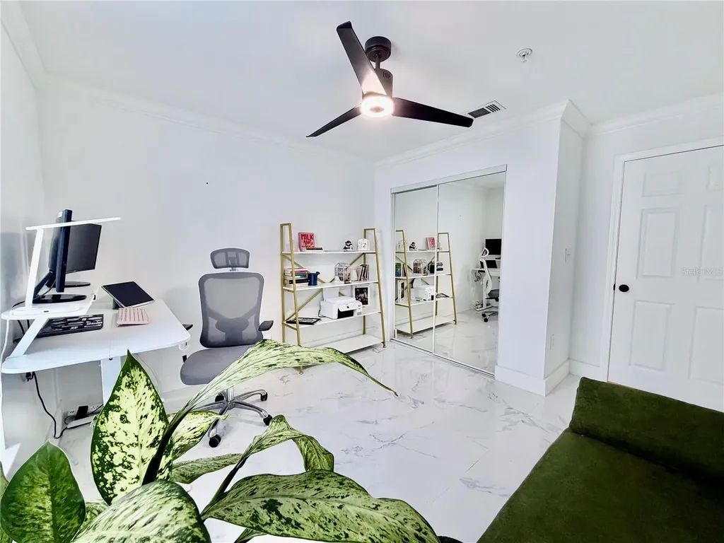 18111 Bridle Bit Lane Tampa FL 33647