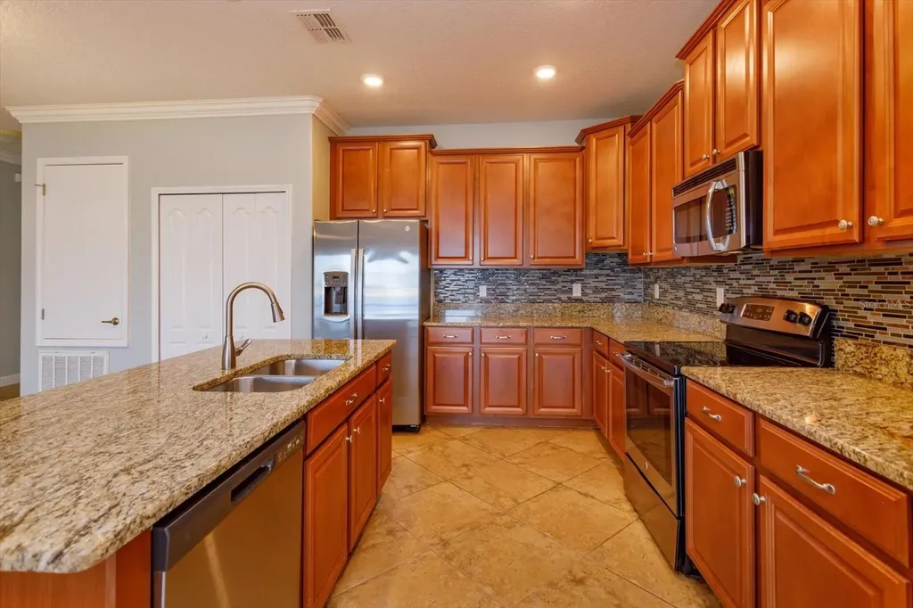 2848 Youngford Street Orlando FL 32824