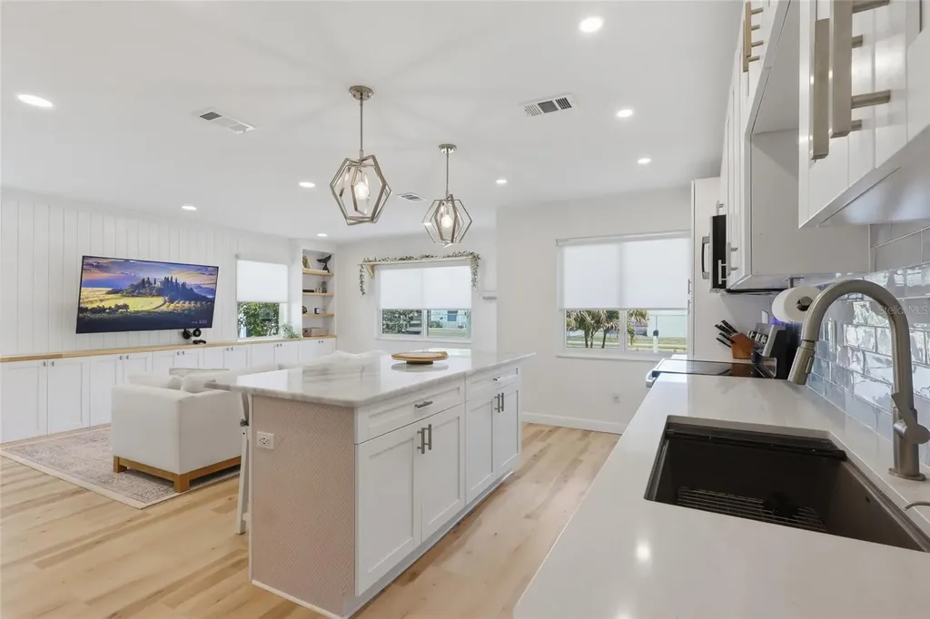 7205 S West Shore Boulevard Tampa FL 33616