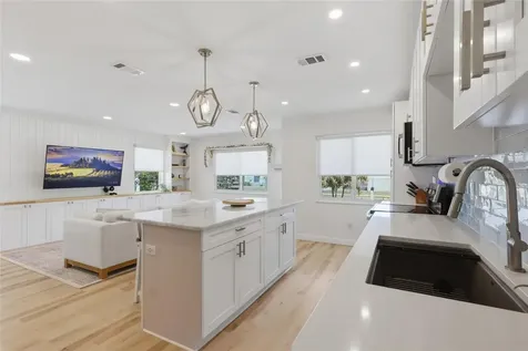 7205 S West Shore Boulevard Tampa FL 33616