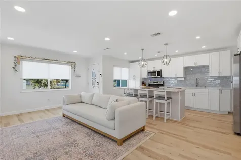 7205 S West Shore Boulevard Tampa FL 33616