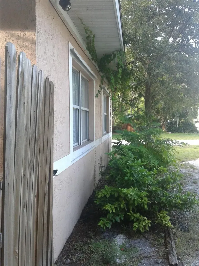 3419 Old Bradenton Road Sarasota FL 34234