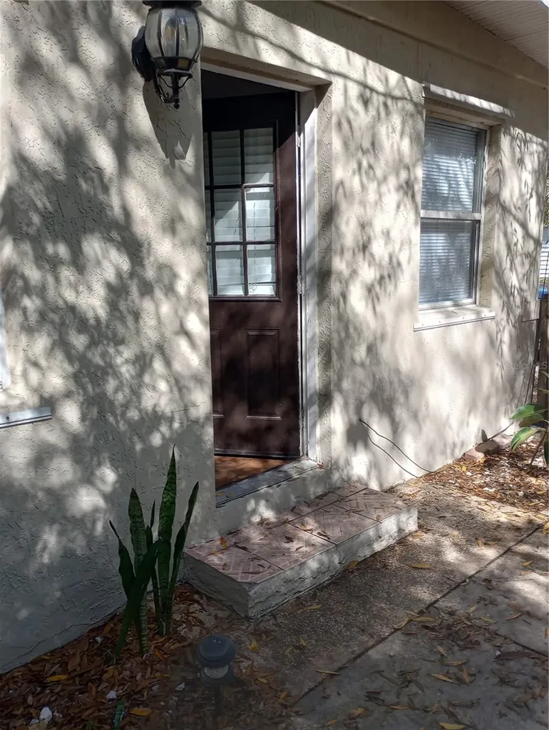 3419 Old Bradenton Road Sarasota FL 34234
