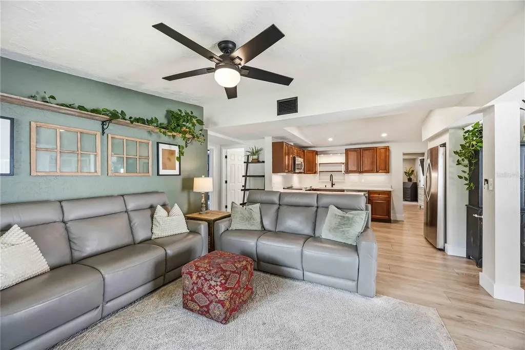 4014 Radnor Place Sarasota FL 34233