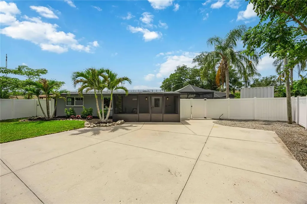4014 Radnor Place Sarasota FL 34233
