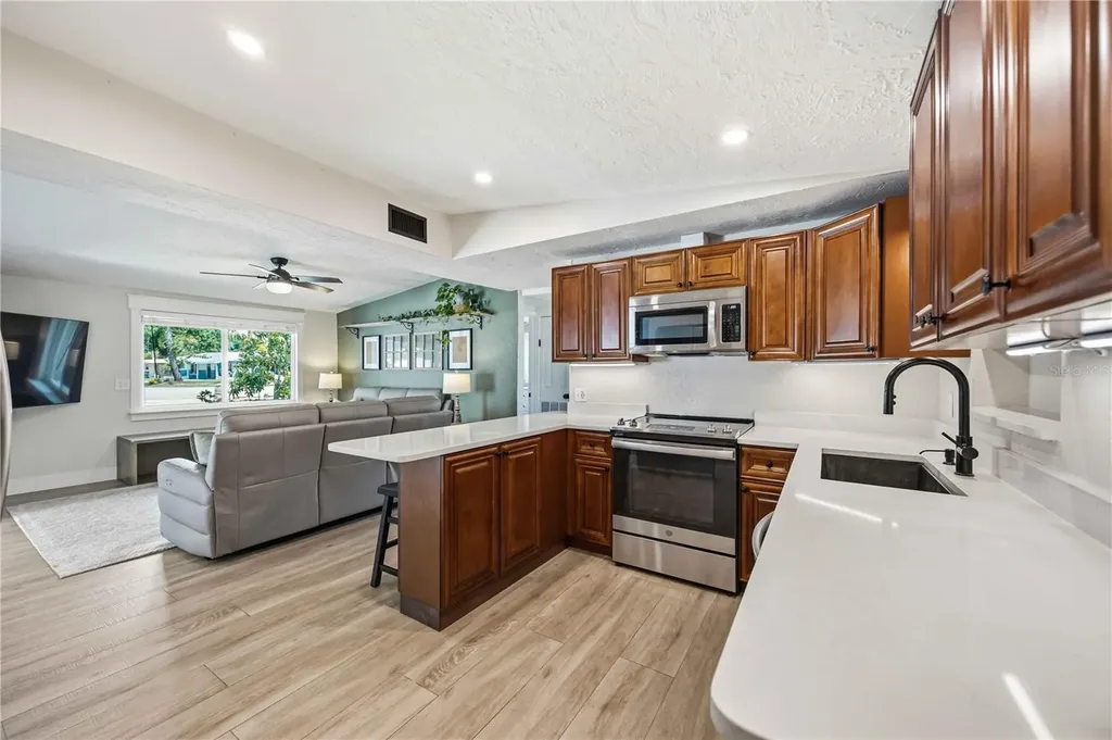 4014 Radnor Place Sarasota FL 34233
