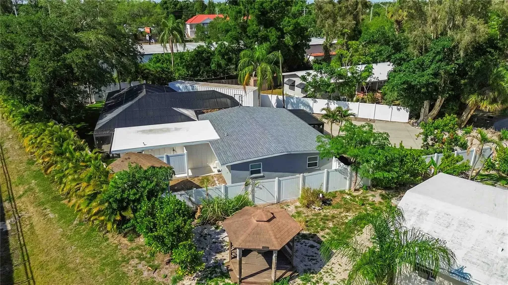 4014 Radnor Place Sarasota FL 34233