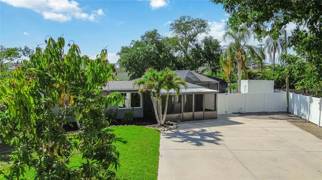 4014 Radnor Place Sarasota FL 34233