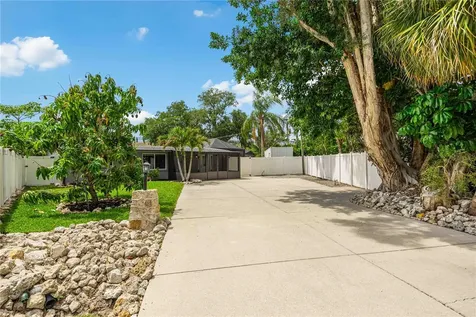 4014 Radnor Place Sarasota FL 34233