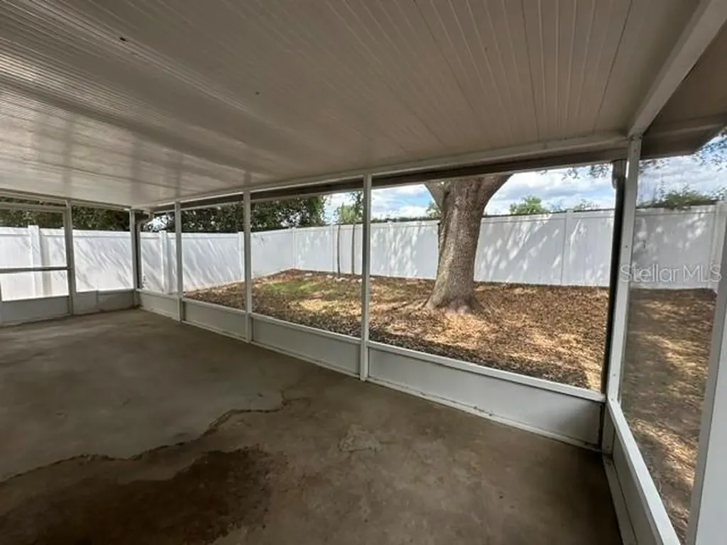512 Summer Sails Drive Valrico FL 33594