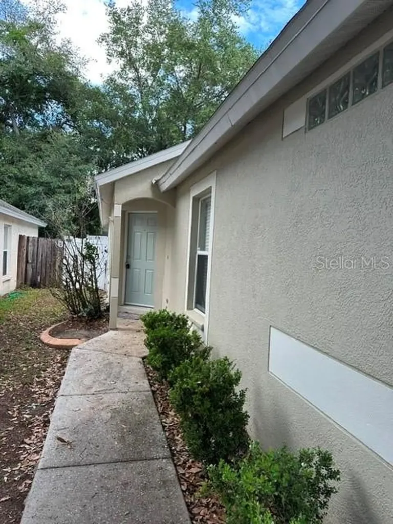 512 Summer Sails Drive Valrico FL 33594
