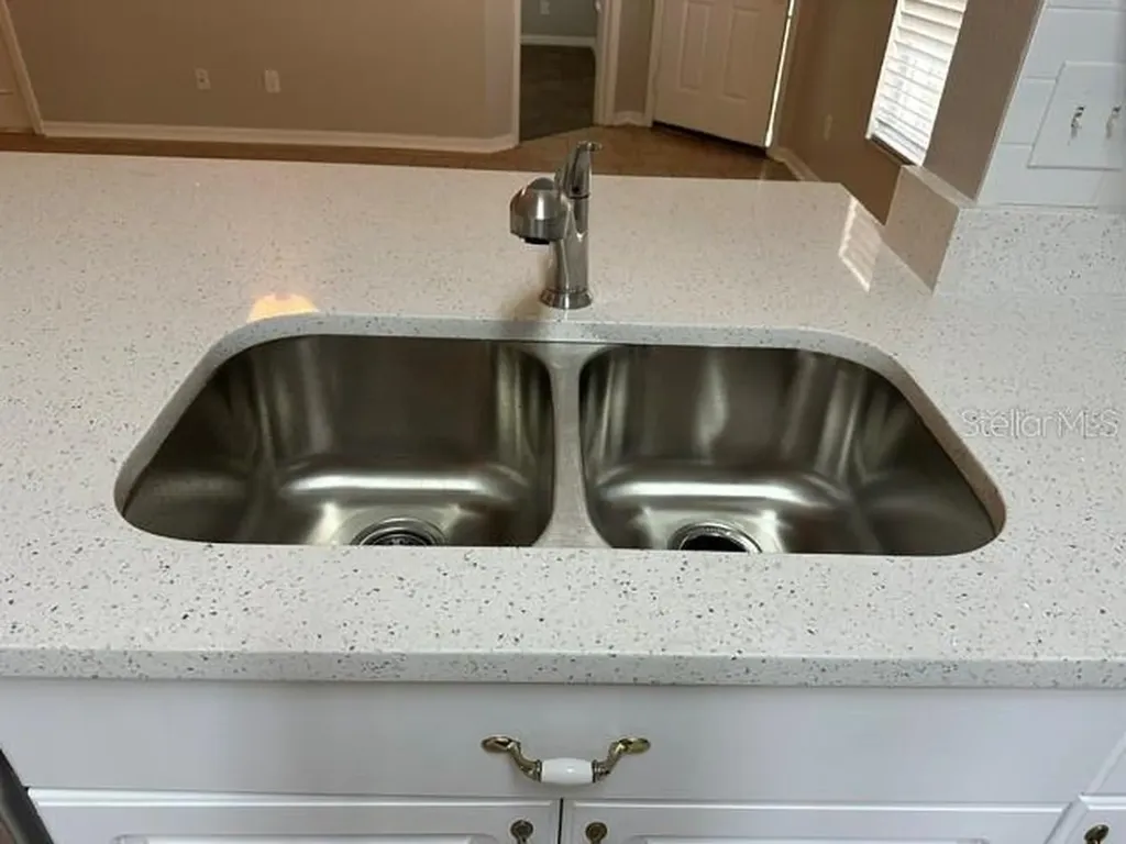 512 Summer Sails Drive Valrico FL 33594