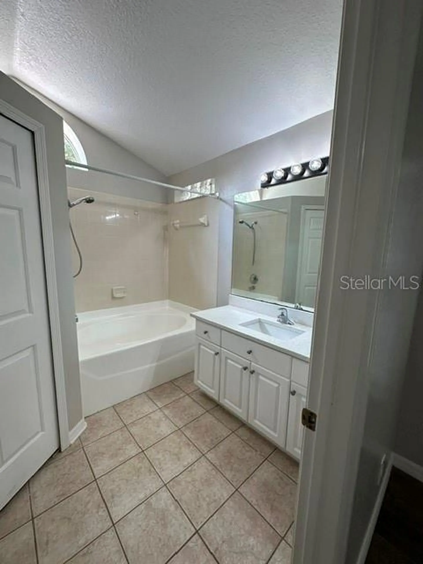 512 Summer Sails Drive Valrico FL 33594