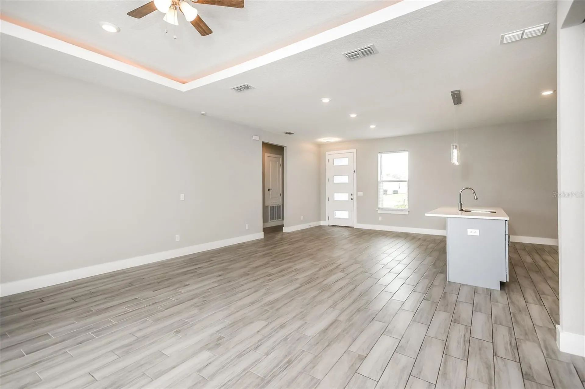 207 Gladiola Court Kissimmee FL 34759