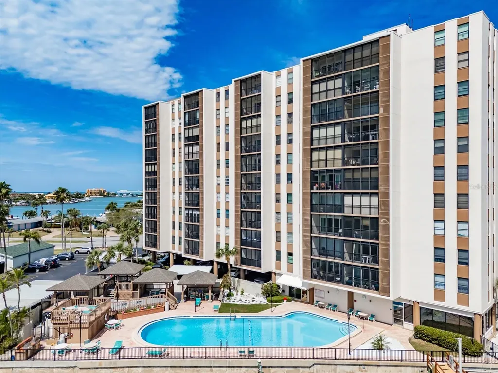 10355 Paradise Boulevard Treasure Island FL 33706