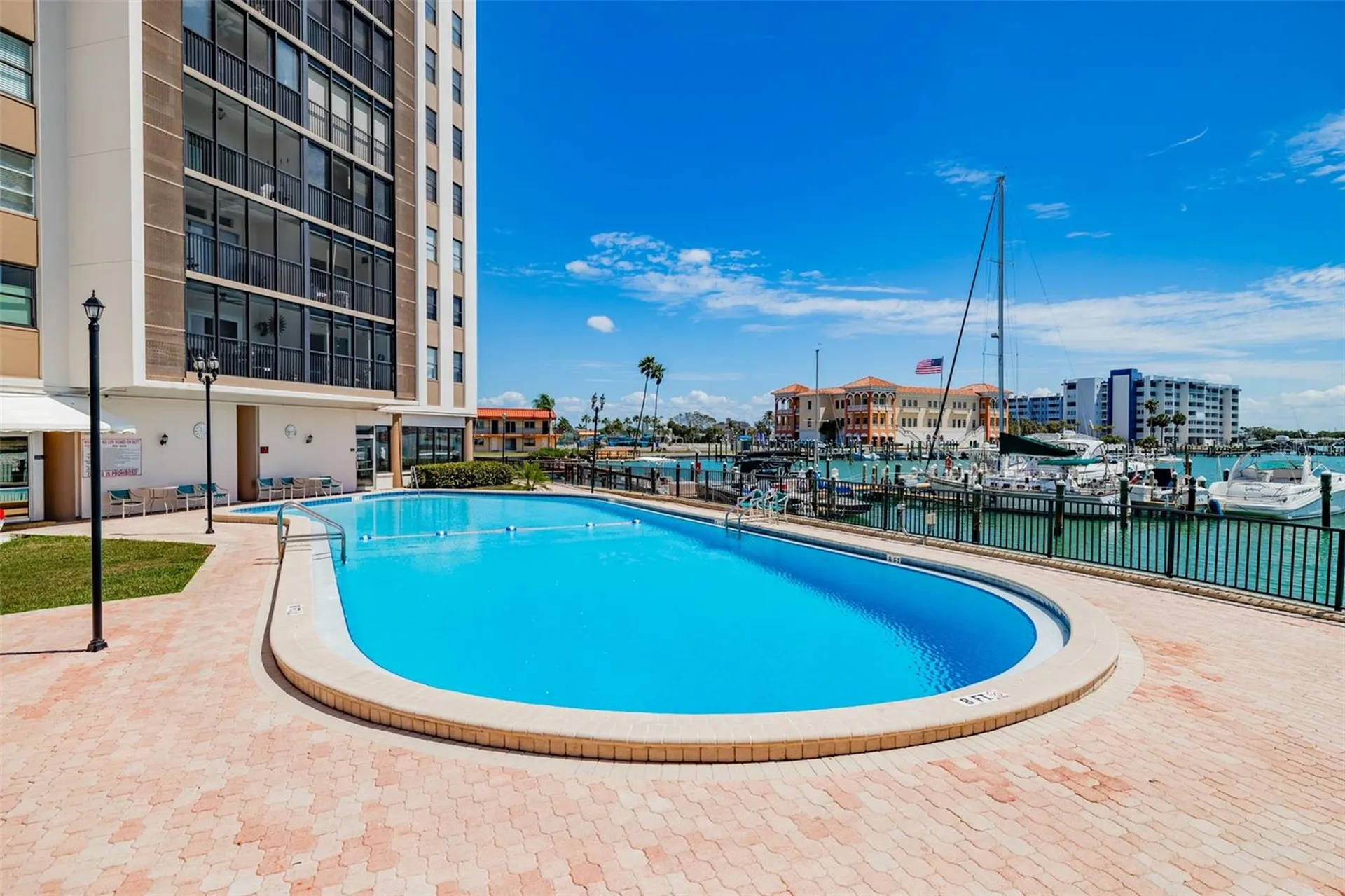 10355 Paradise Boulevard Treasure Island FL 33706