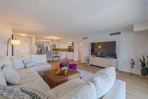 10355 Paradise Boulevard Treasure Island FL 33706
