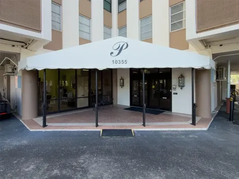 10355 Paradise Boulevard Treasure Island FL 33706