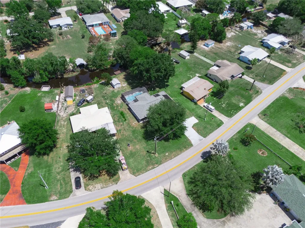 1711 Lake Clay Drive Lake Placid FL 33852