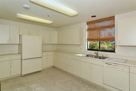 1930 Harbourside Drive Longboat Key FL 34228