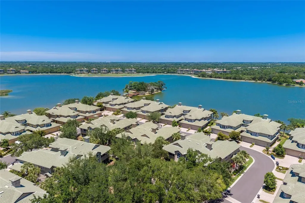 6516 Moorings Point Circle Lakewood Ranch FL 34202