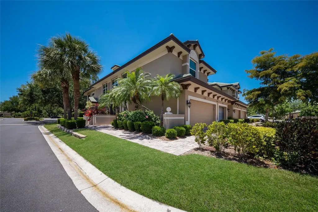 6516 Moorings Point Circle Lakewood Ranch FL 34202