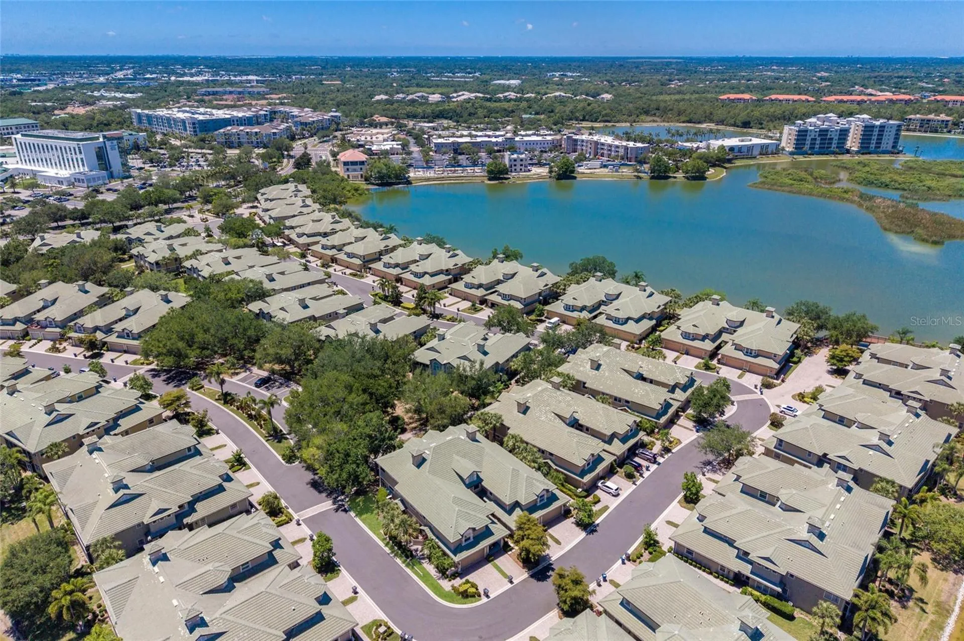 6516 Moorings Point Circle Lakewood Ranch FL 34202
