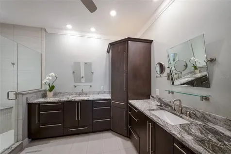 6516 Moorings Point Circle Lakewood Ranch FL 34202