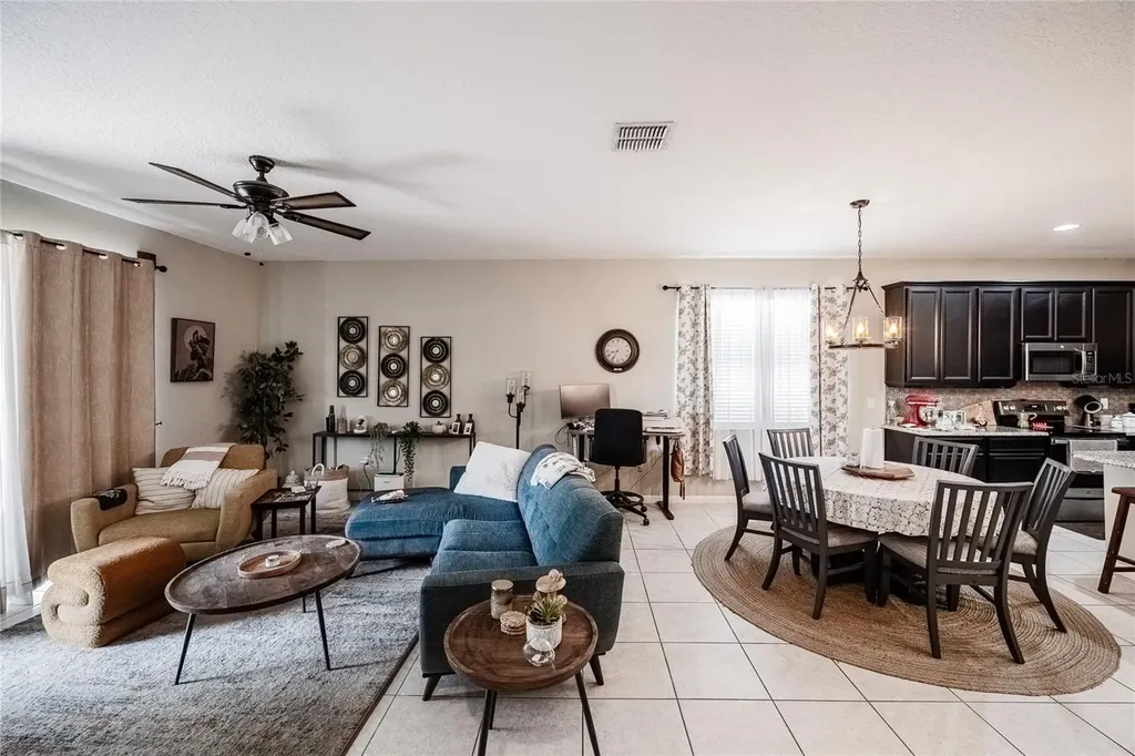 189 Trinity Ridge Circle Davenport FL 33897