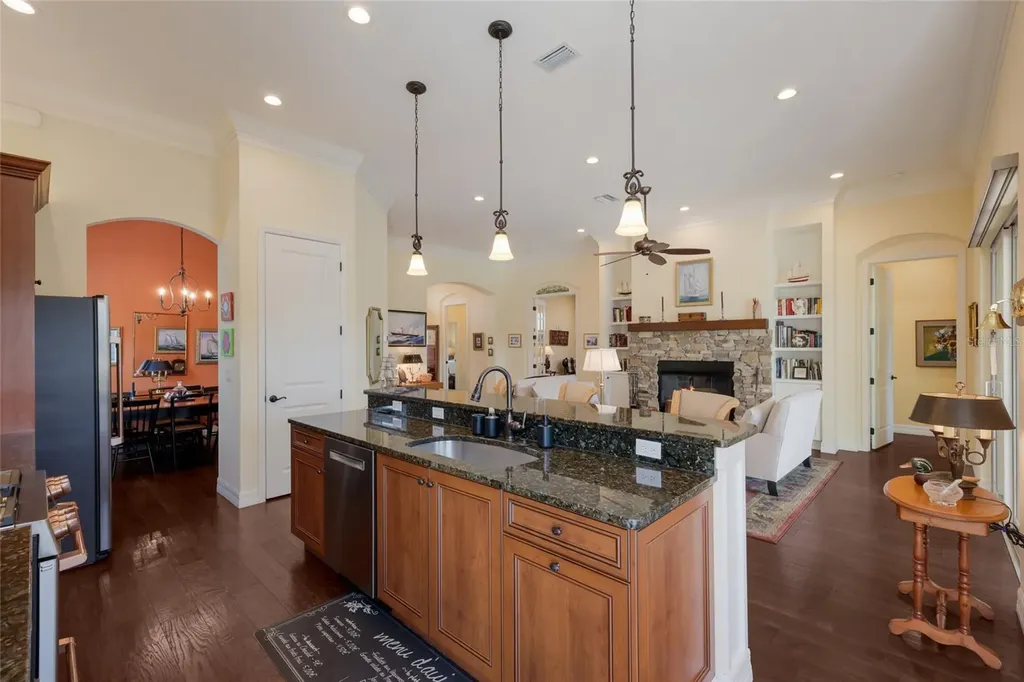 5011 Tobermory Way Bradenton FL 34211