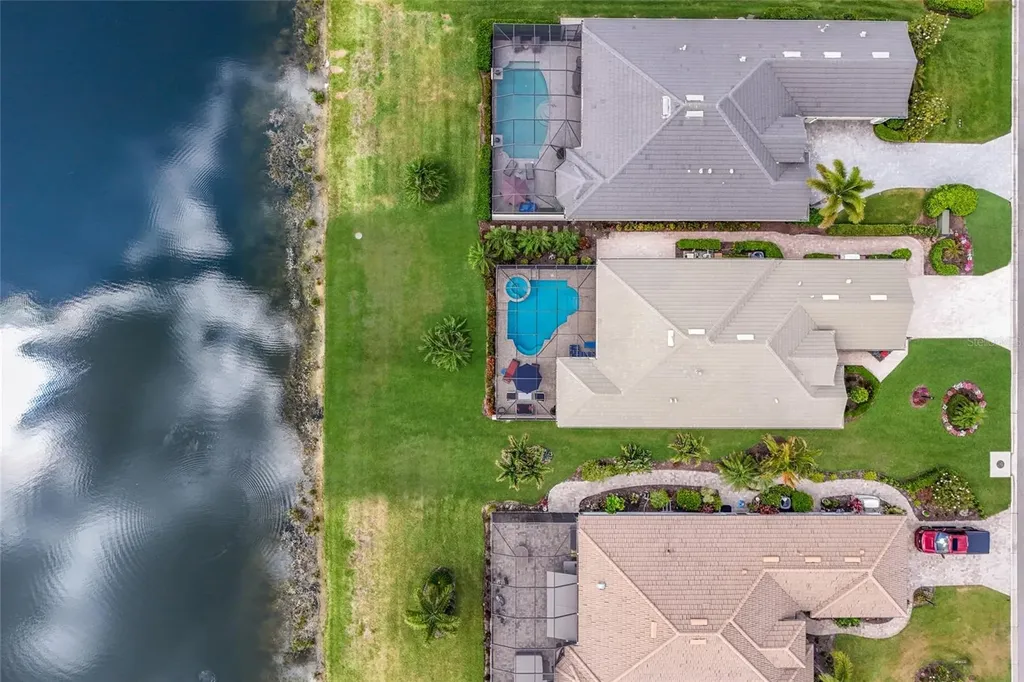 5011 Tobermory Way Bradenton FL 34211