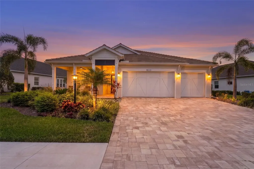 733 Tailwind Place Sarasota FL 34240