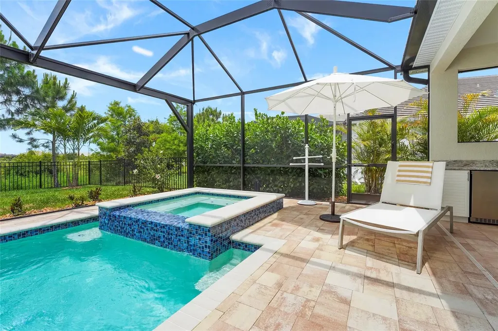 733 Tailwind Place Sarasota FL 34240