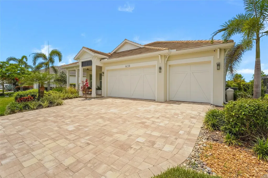 733 Tailwind Place Sarasota FL 34240