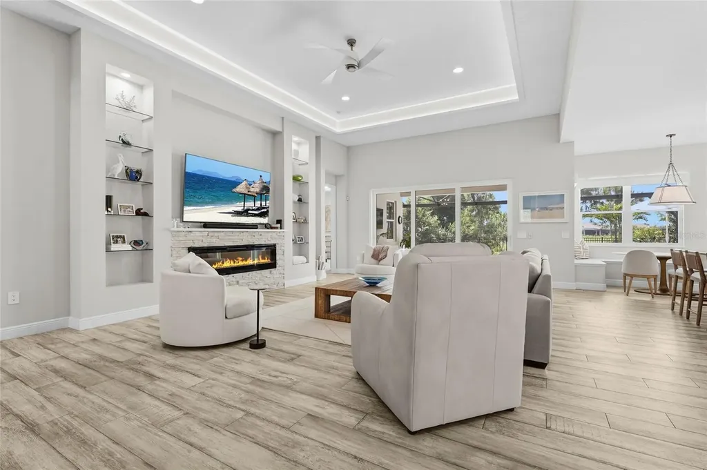 733 Tailwind Place Sarasota FL 34240