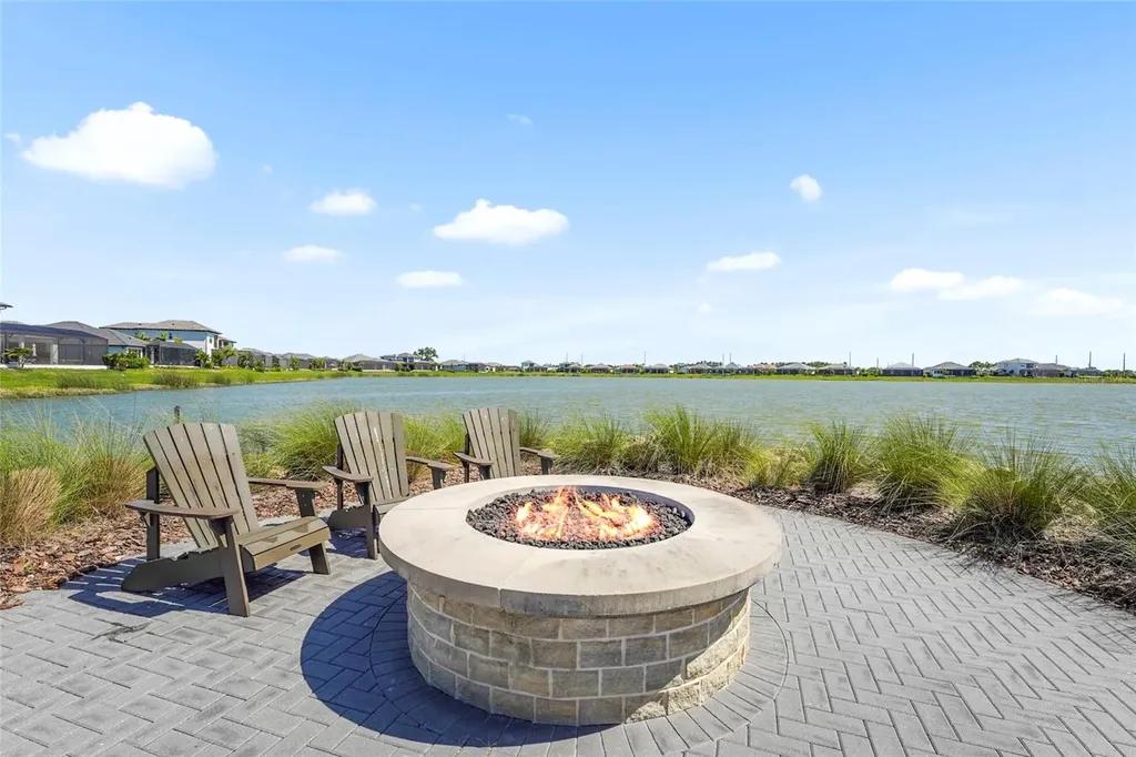 733 Tailwind Place Sarasota FL 34240