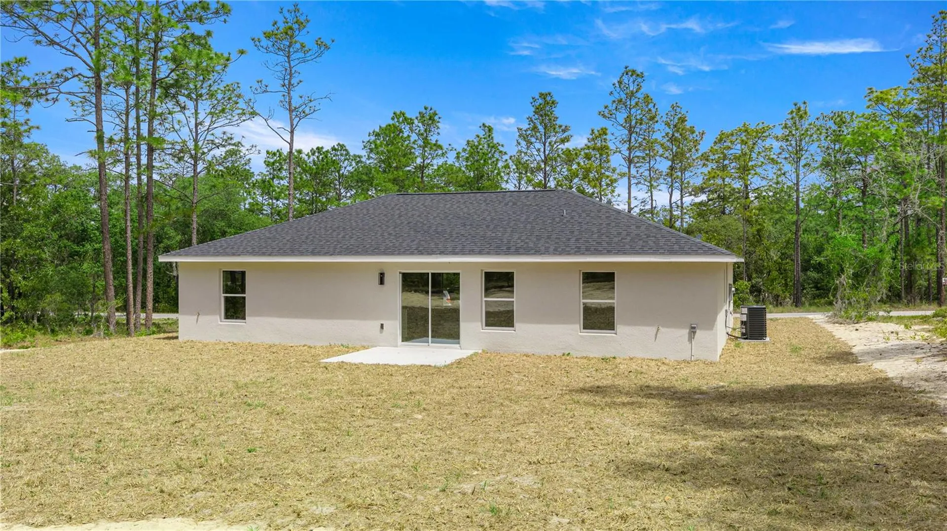 24128 NW Geranium Avenue Dunnellon FL 34431