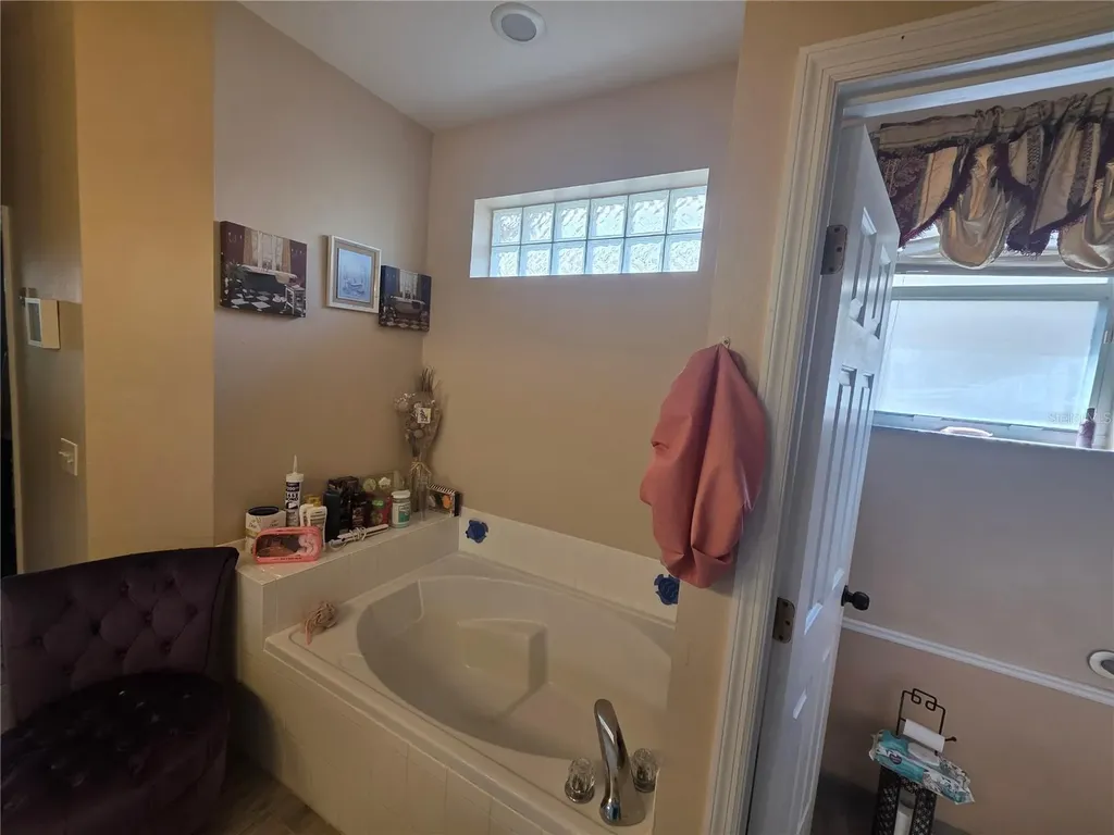 322 Foxhill Court Debary FL 32713