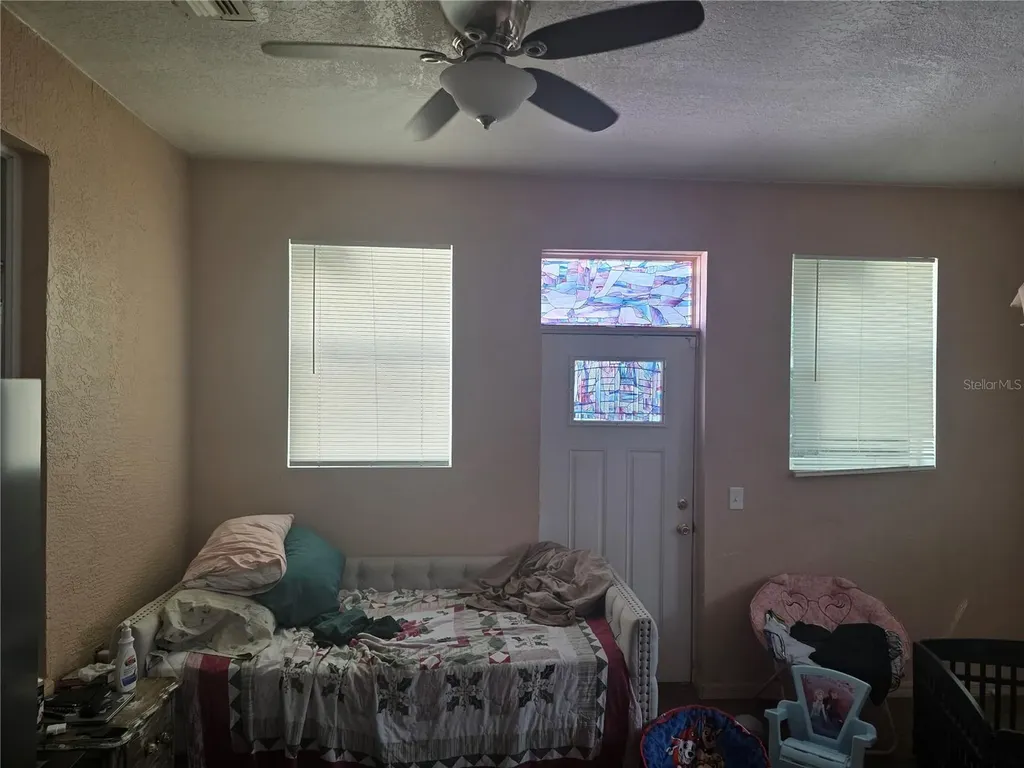 322 Foxhill Court Debary FL 32713