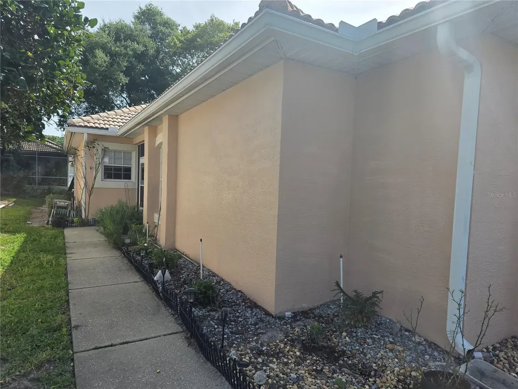 322 Foxhill Court Debary FL 32713