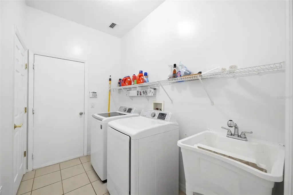 10209 Shadow Branch Drive Tampa FL 33647