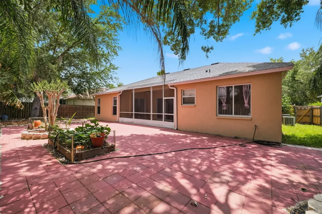 10209 Shadow Branch Drive Tampa FL 33647