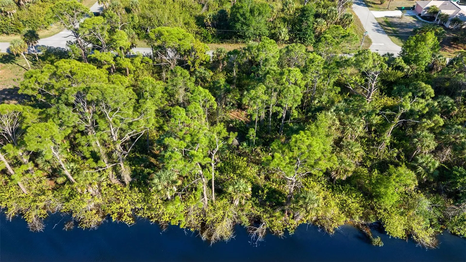 425 Cheshire Street Port Charlotte FL 33953