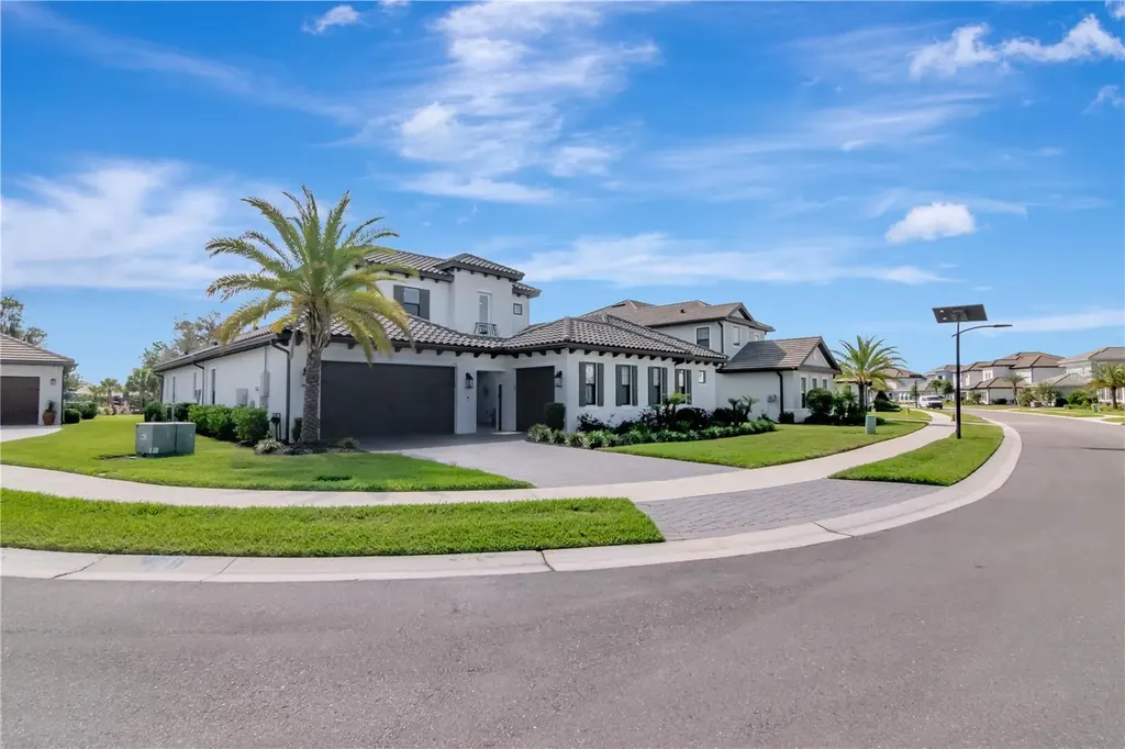2686 Meander Cove Wesley Chapel FL 33543