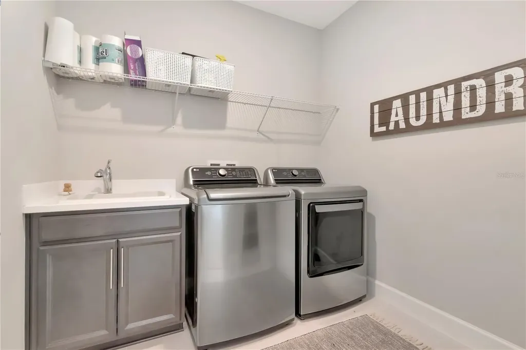 2686 Meander Cove Wesley Chapel FL 33543