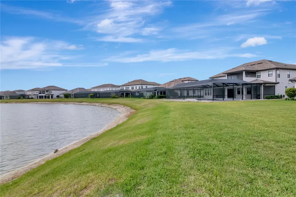 2686 Meander Cove Wesley Chapel FL 33543