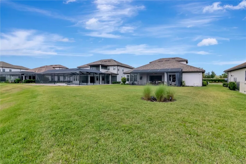 2686 Meander Cove Wesley Chapel FL 33543