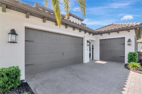 2686 Meander Cove Wesley Chapel FL 33543