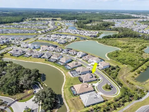 2686 Meander Cove Wesley Chapel FL 33543