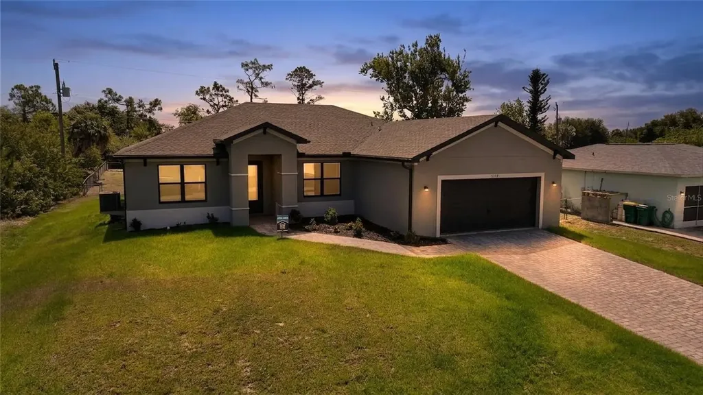 5104 Munhall Street Port Charlotte FL 33981
